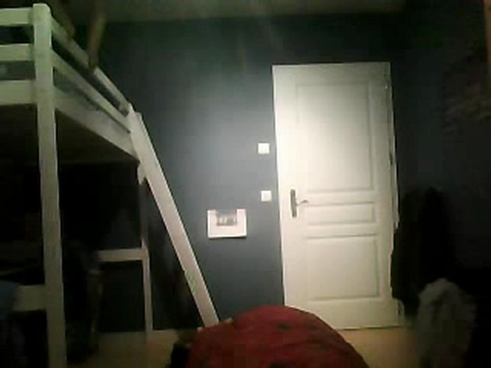 saut du au de mon lit!