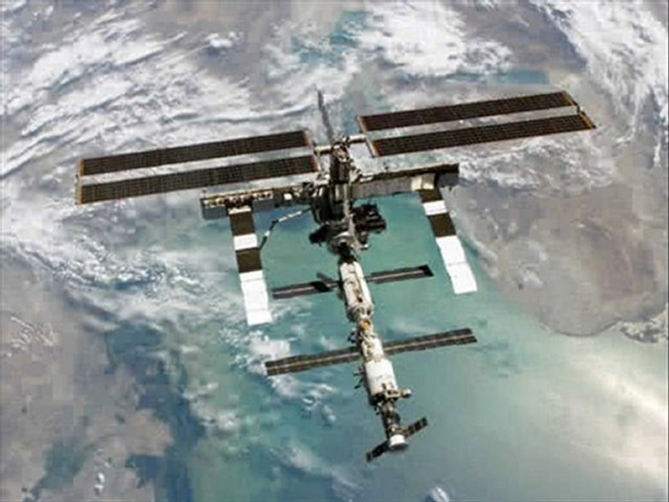 Station spatial internationale+fréq radio scanner