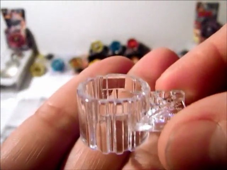 Toupie Takara Beyblade Ray Unicorno D125CS - édition limitée - Beyblade Shop