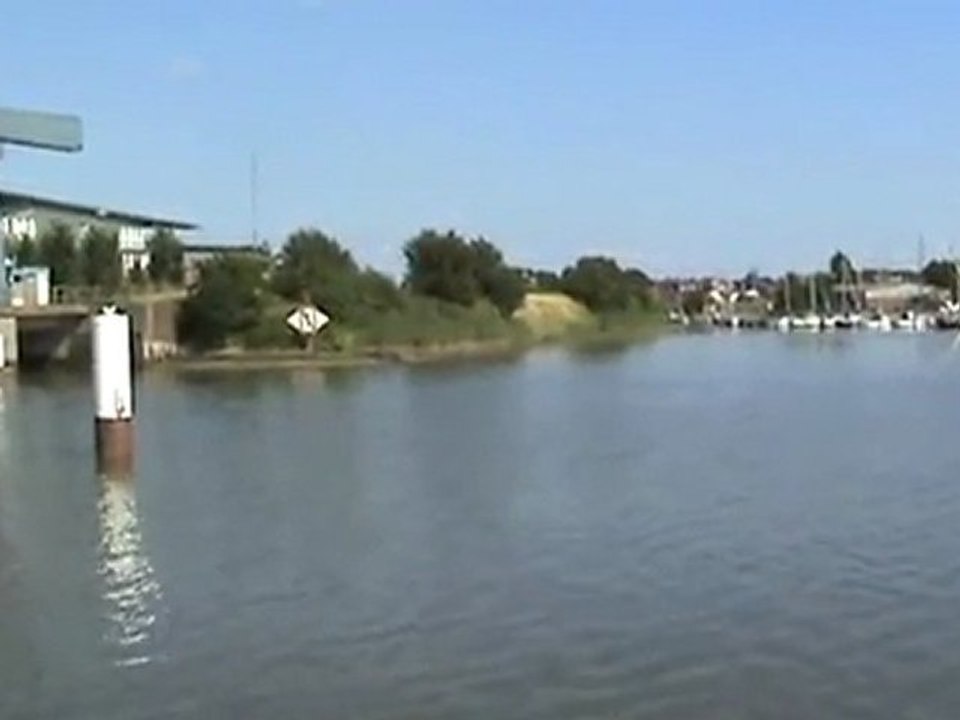 NOB Mak DE 2700 Bf Husum Hafen Richtung Süden