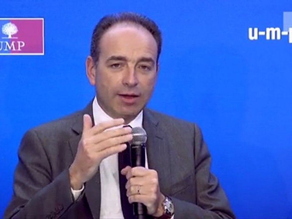 J-F Copé : "le débat avec L. Fabius a achevé de montrer la fragilité du discours socialiste"