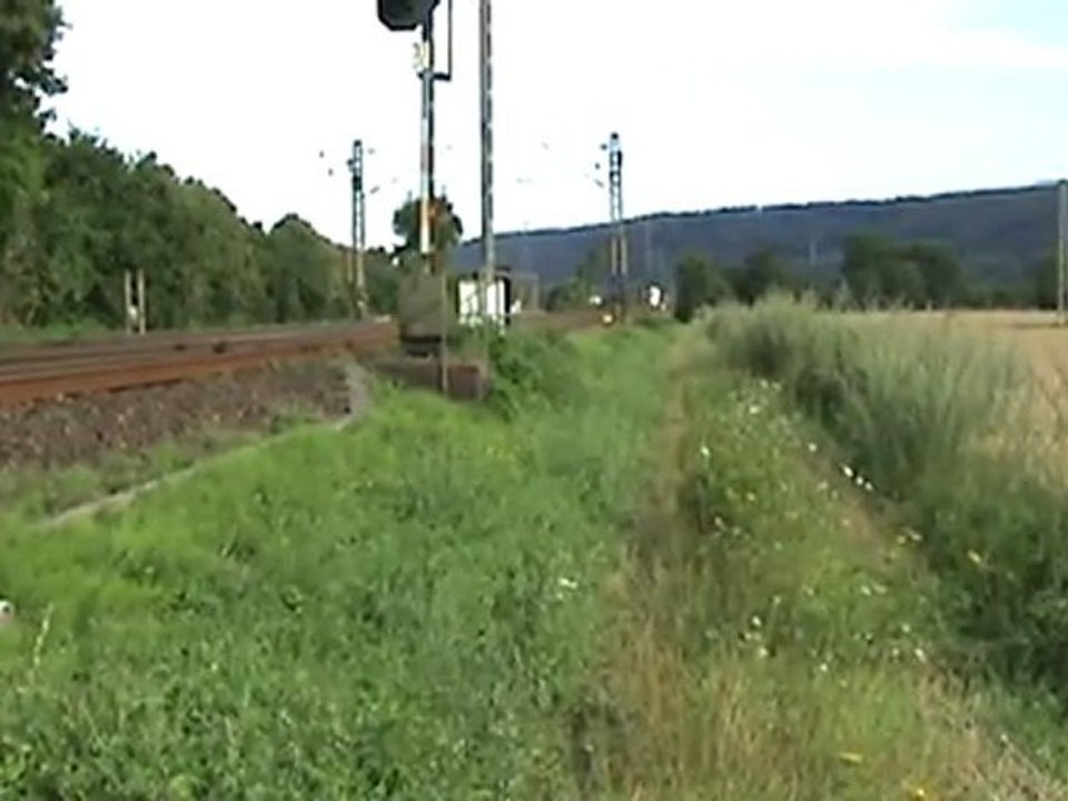 ICE bei Namedy kurz vor Eintreffen Bf Andernach