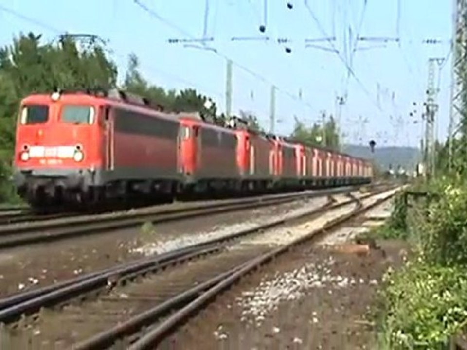 Lokzug diverse BR110 und BR143 beim Bf Neuwied Richtung Köln