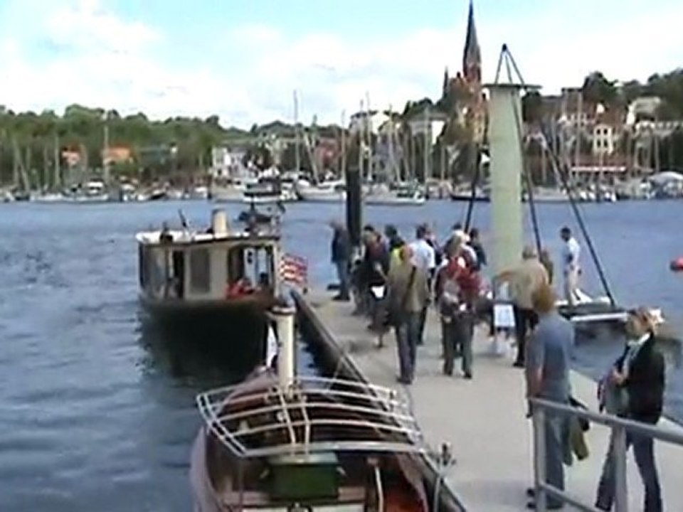 Minidampfer im flensburger Hafen 004