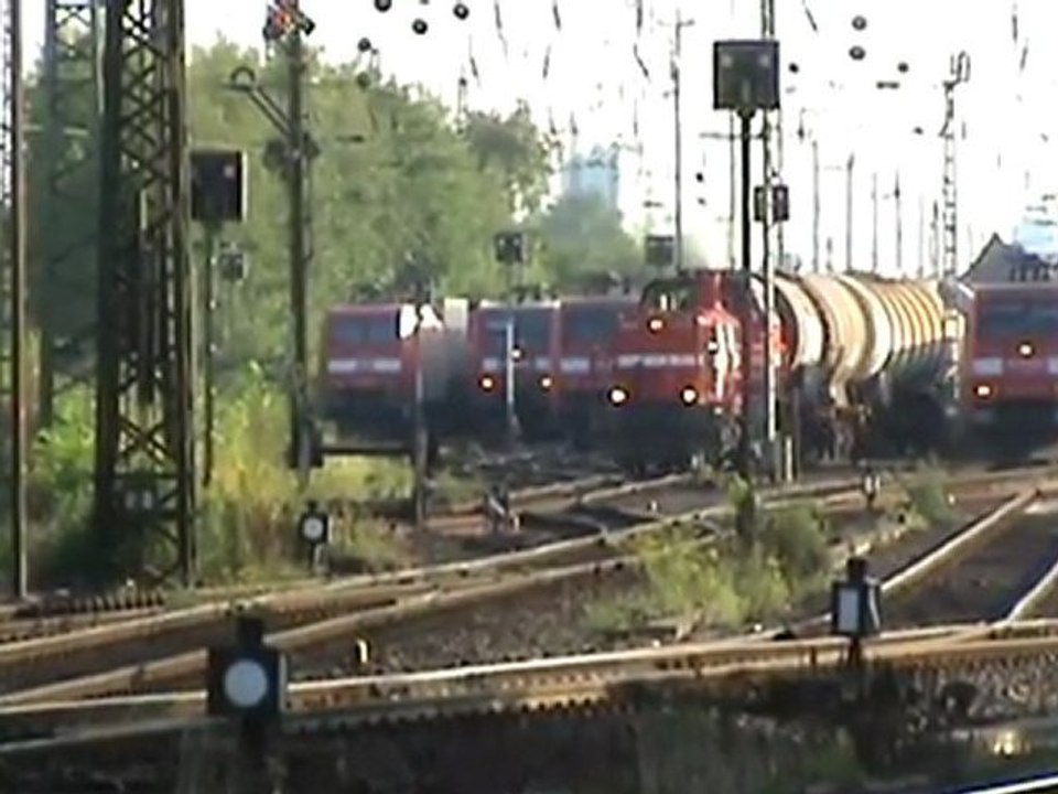 Mak der HGK verläßt Rbf Köln Eifeltor Richtung Süden