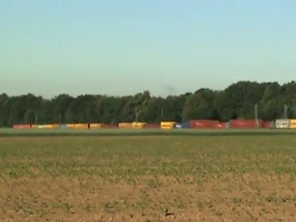 BR185 mit Containerzug bei St Augustin Hangelar nach Süden
