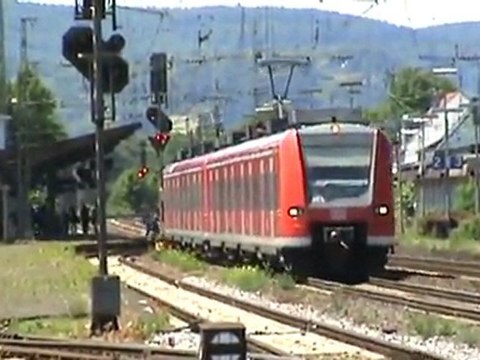 BR145 BR425 und BR185 durchqueren den Bf Neuwied