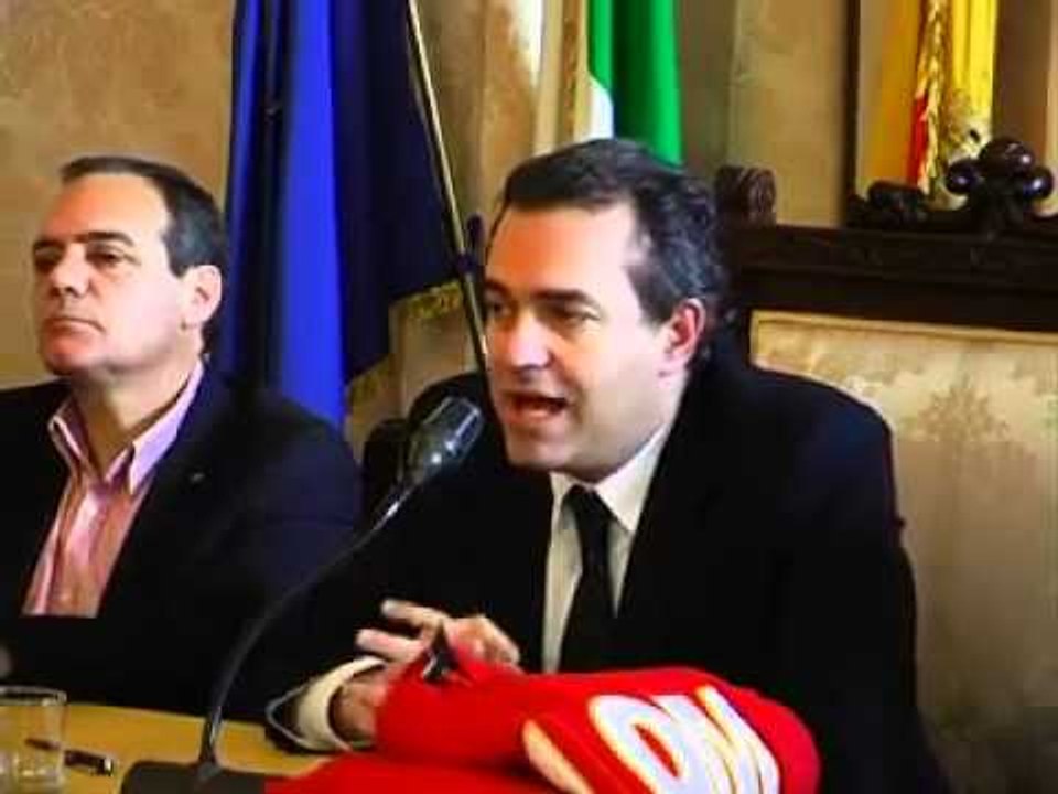 Napoli - Il Comune con la Fiom (07.03.12)