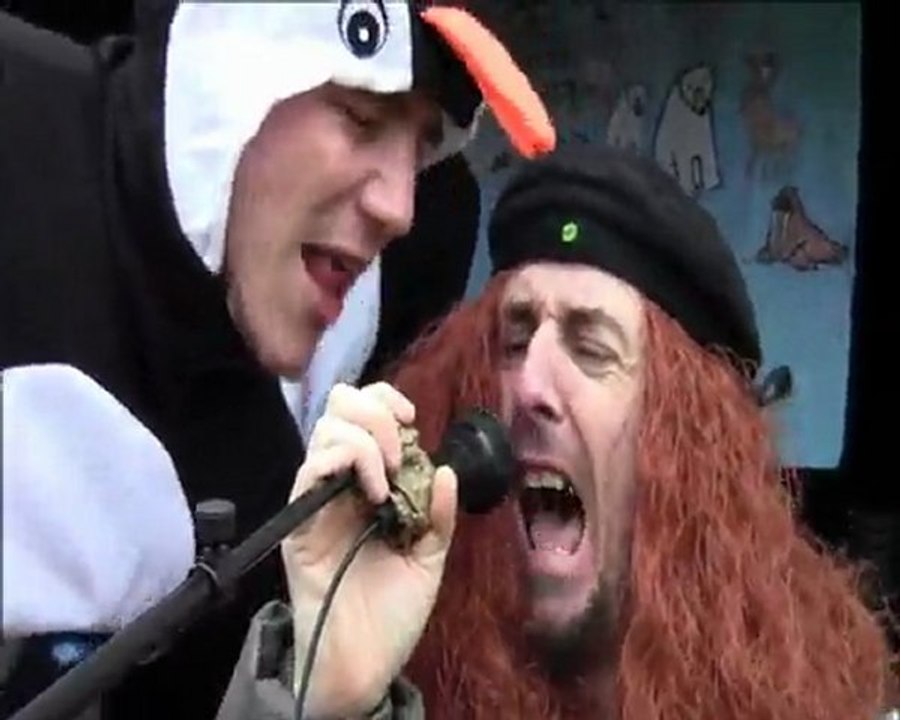 Like a pengouin