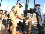 Oil Drilling Jobs Need Teamwork