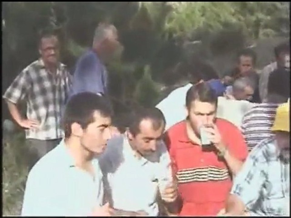 Zopran Köyü_Bir Yaz Günü_Ağustos 2005-mp4