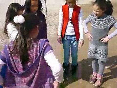 MUTLU ÇOCUKLAR SINIFI BEDEN EĞİTİMİ DERSİNDE - 2