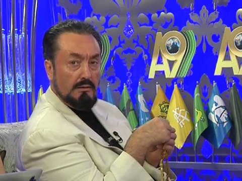 Şeyh Nazım Hazretleri Hz. Mehdi (as) geldi diyor.