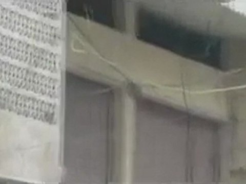 فري برس حمص جب الجندلي اثار القصف العنيف من الدبابات 7 3 2012 ج2