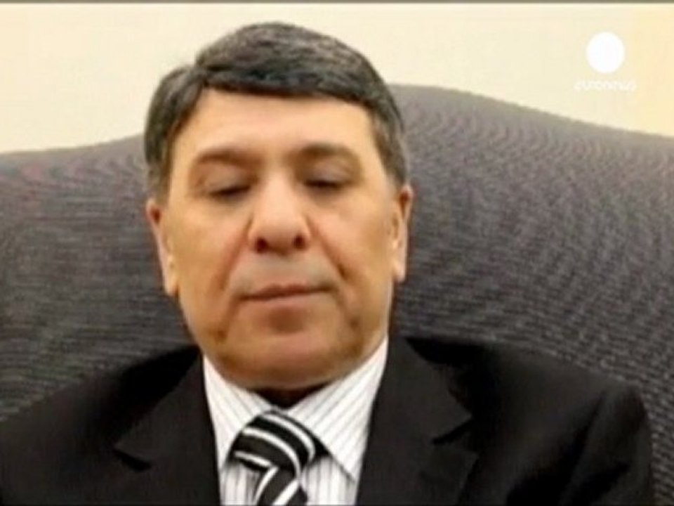 Esad hükümetinde yaprak dökümü