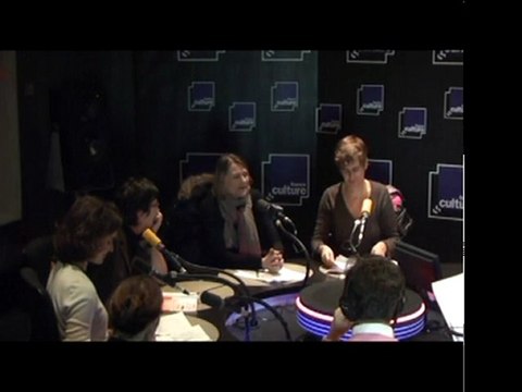 Les Matins - Les femmes premières victimes de la crise ?