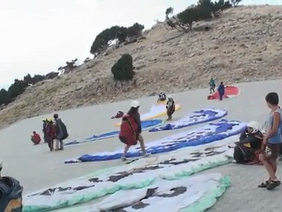 HD paragliding take off Fethiye Ölüdeniz Babadağ mountain Türkiye 720p(360p_H.264-AAC)