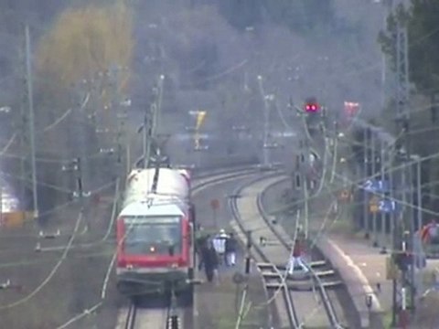 BR711.1 und 4x BR143 beim Bf Winningen a.d. Mosel