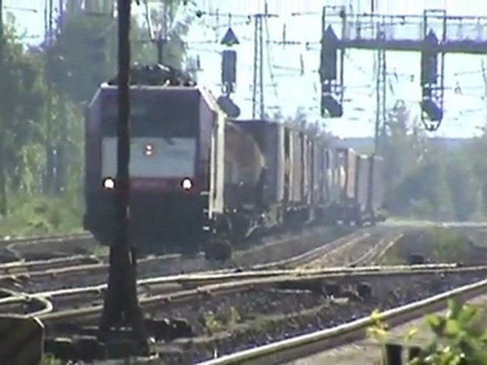 MWB V100, BR189 Doppeltraktion, BR152, 2x BR185, BR143, BR425 Bahnhof Neuwied