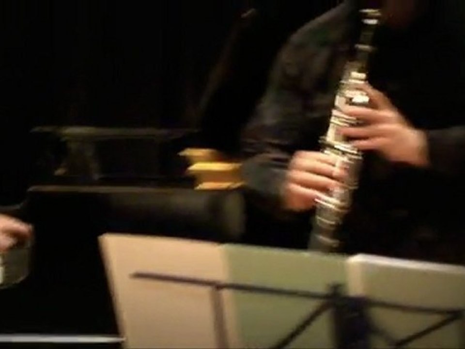 TRITSCH-TRATSCH-POLKA ♪♫ ♫ - JURI ARTAMONOW & GENNADY POTASCHNIK