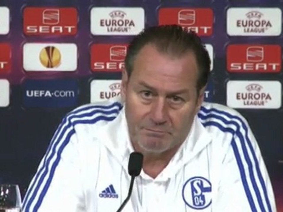 Stevens - Haben Ersatz für Huntelaar