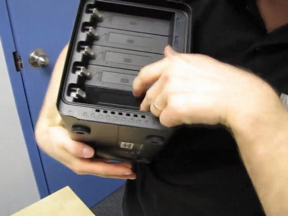 Data Robotics Drobo S 5 Bay Storage Enclosure Unboxing & First Look Linus Tech Tips