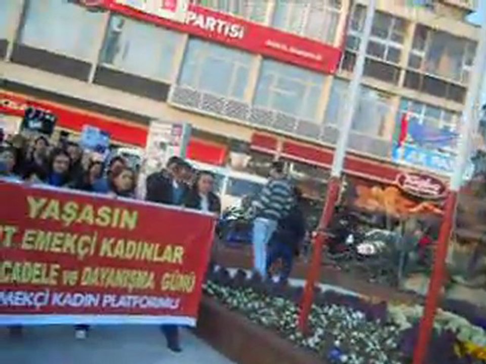 8 MART DÜNYA EMEKÇİ KADINLAR GÜNÜ BASIN AÇIKLAMASI 1