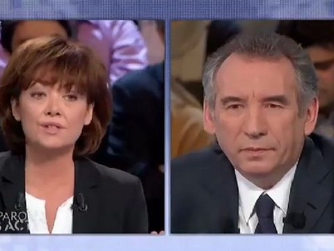 Bayrou : Sarkozy, candidat de la division , Hollande celui de l'illusion