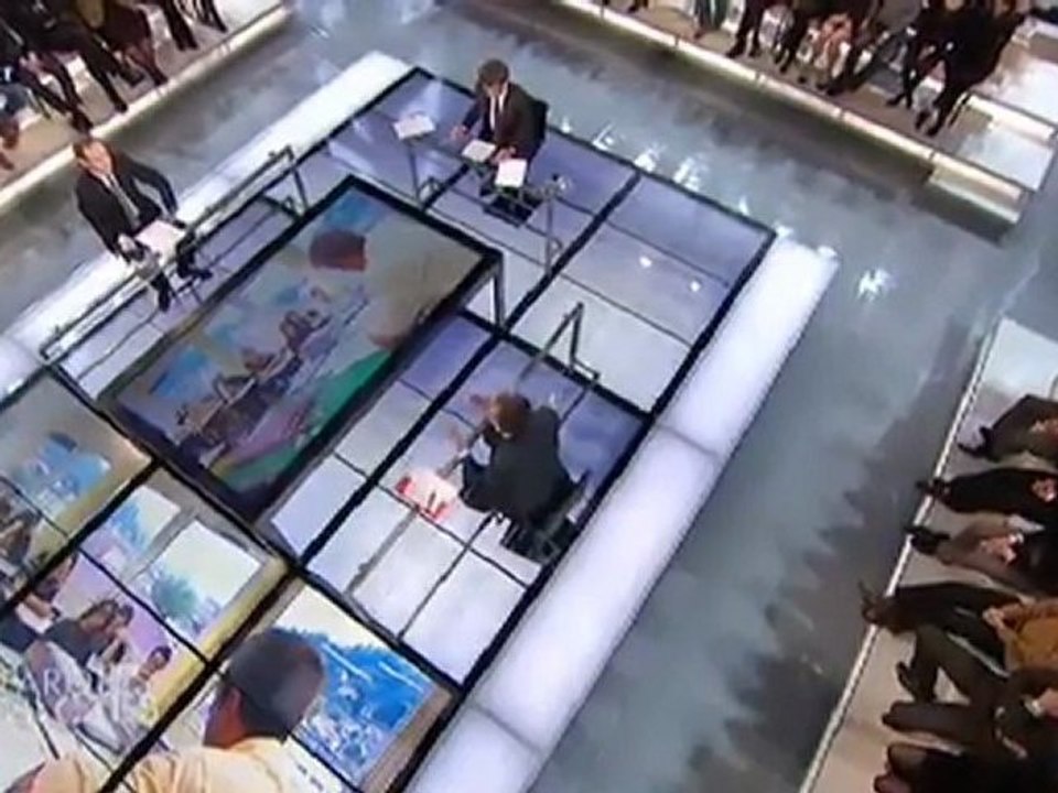 Enseignement : Bayrou sur le temps de travail et les effectifs