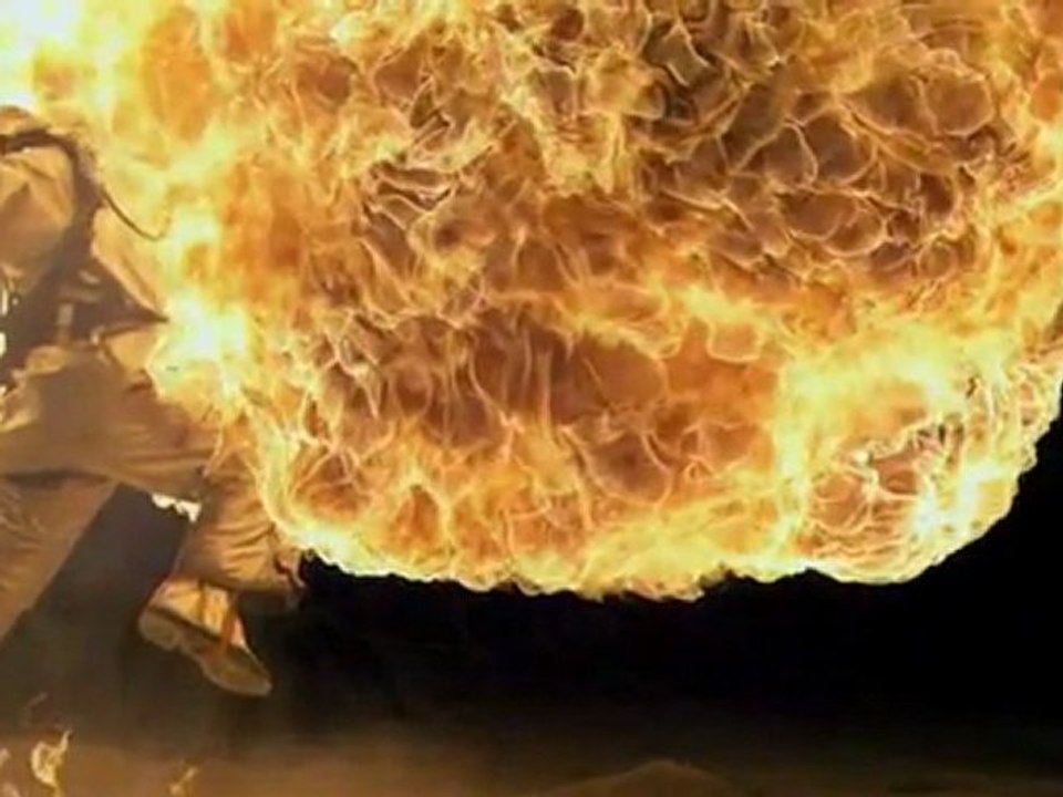 4 = 3 + 8 Somos nós!