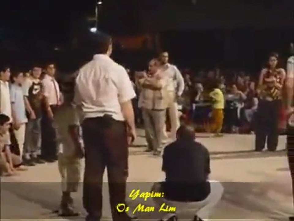 Cok  Komik bir Dugun