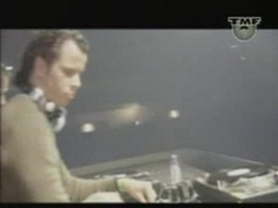 Cosmic gate -at- trance energy(MCROB)