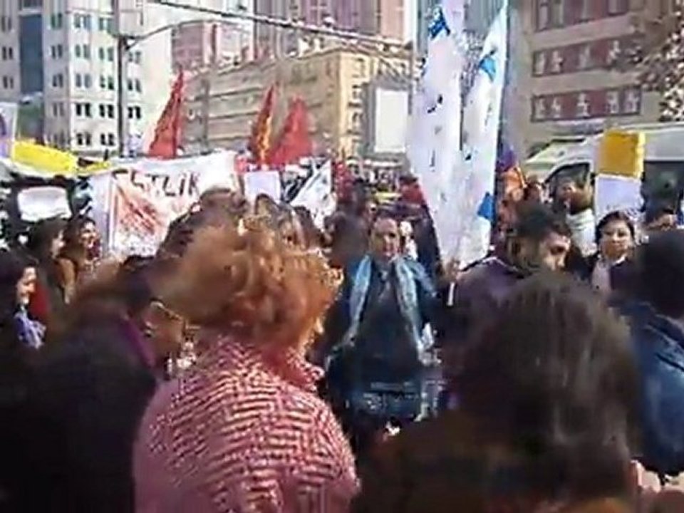 ANKARA - KIZILAY DA 8 MART KADINLAR GÜNÜ COŞKUSU - 8 - www.haberamasya.com