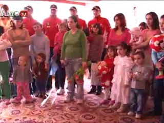 DINAMOVISTII au oferit flori de 8 martie