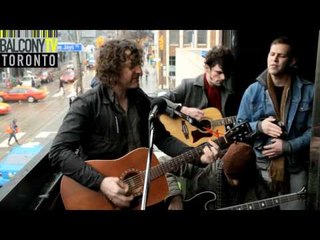 THE HIGH DIALS - SNOWED IN (BalconyTV)