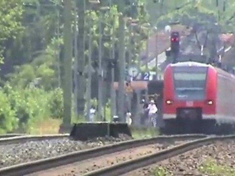 BR143, 2x BR151, 3x BR185, 2x BR425 bei Unkel