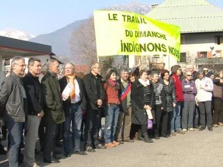 Download Video: UN PROJET DE LOI CONTRE LE TRAVAIL DOMINICAL PROPOSÉ PAR LES GUERRIÈRES DU DIMANCHE