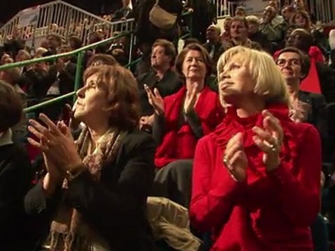 En meeting à Reims, François Hollande défend l'IVG