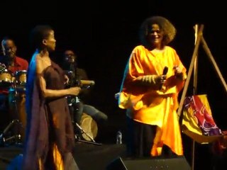 Jocelyne Beroard et Emeline Michel le 08 mars 2012 - La sérénade