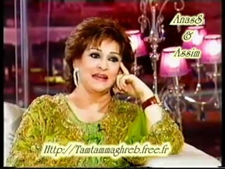 WaRda ღღ  Alla3eb ma3a al kibar ♫ اللعب مع الكبار