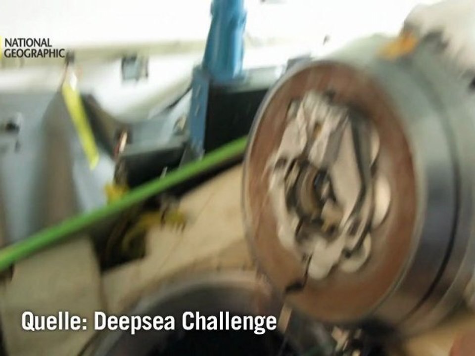 'Titanic'-Regisseur wagt Tauch-Abenteuer zum tiefsten Punkt