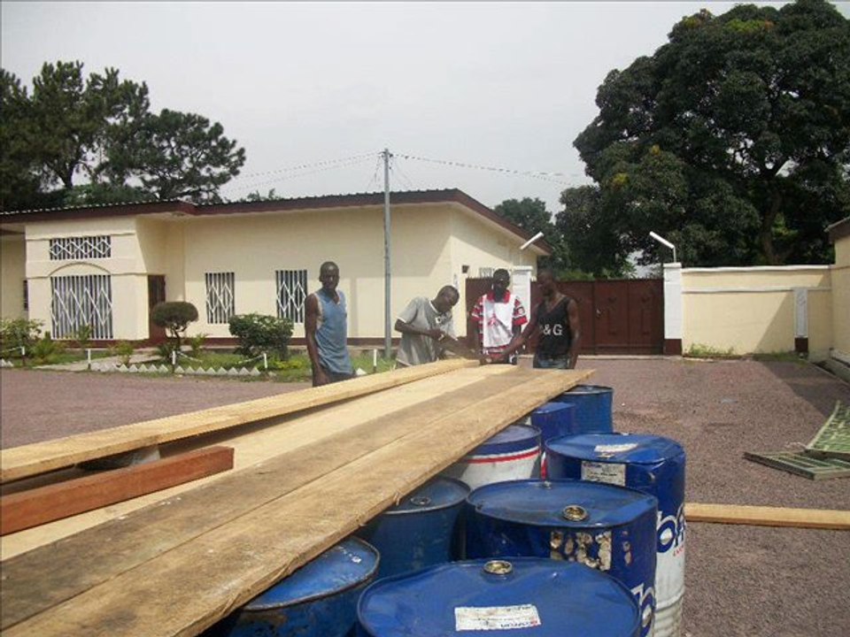 Congo : assistance logistique dans les camps de...