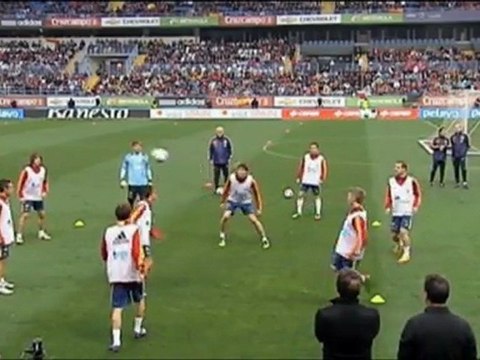 Spain are favourites for Euro 2012 - Bilic