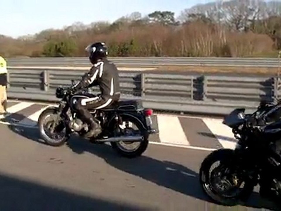 RV Fay de Bretagne 20.02.2012 video 2