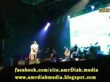 عمرو دياب مصر قالت ومداعبة لفرقته الموسيقية حفل دو الموسيقى دبى 2012 amr diab masr 2alet du msuic festival 2012