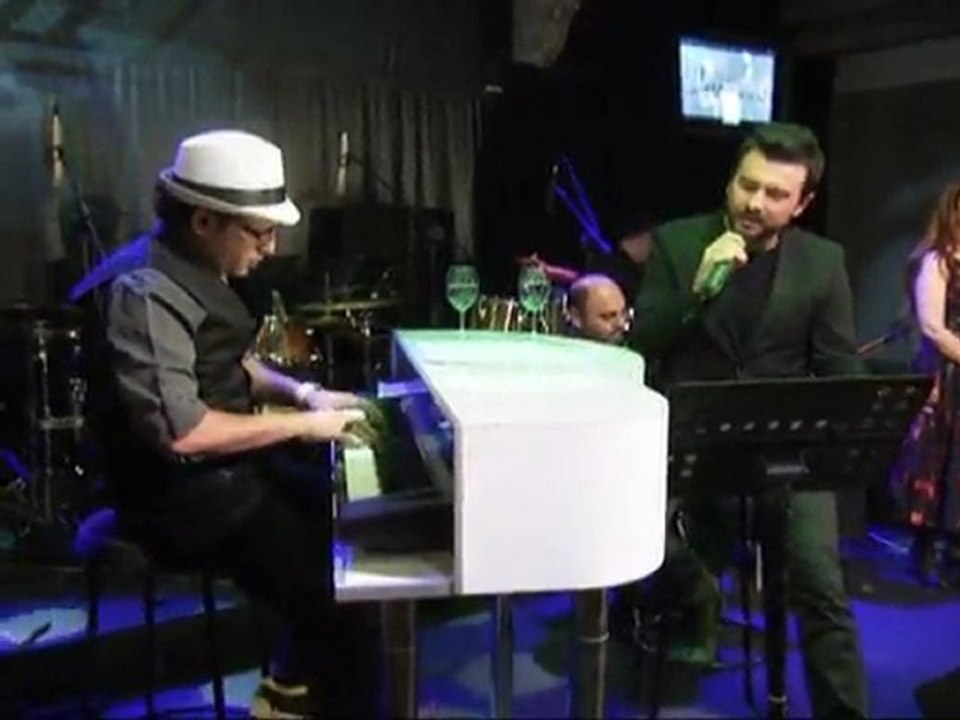 ALPAY ÜNYAYLAR JAZZ TURCA  GÖKHAN TEPE ZÜLFÜ SİYAHIM