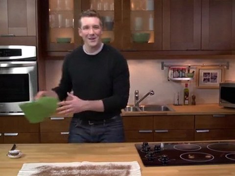 CHOCOLATE RASPBERRY ROLL Cake Recipe