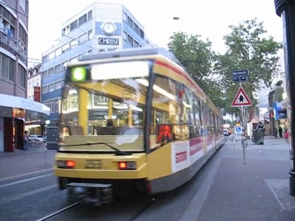 Karlsruhe, Allemagne : tramway