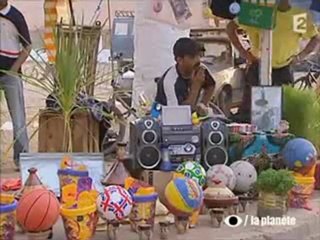 Maroc, le voile ou le bikini ? 2/2