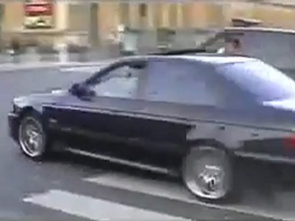 BMW E39 M5 vs Range Rover sport